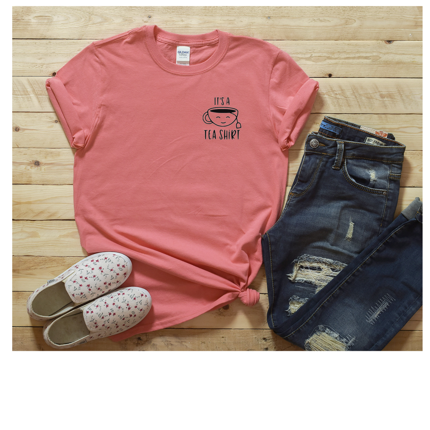 'It's a tea shirt' T-shirt